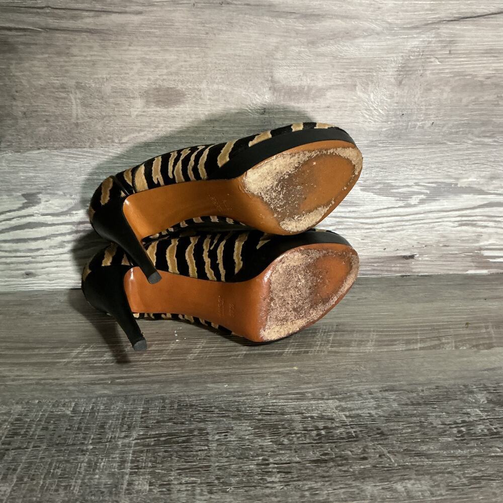 Gucci Tiger Print Haircalf LaceUp Heels Vintage Pumps Size US 7.5 - Picture 8 of 16